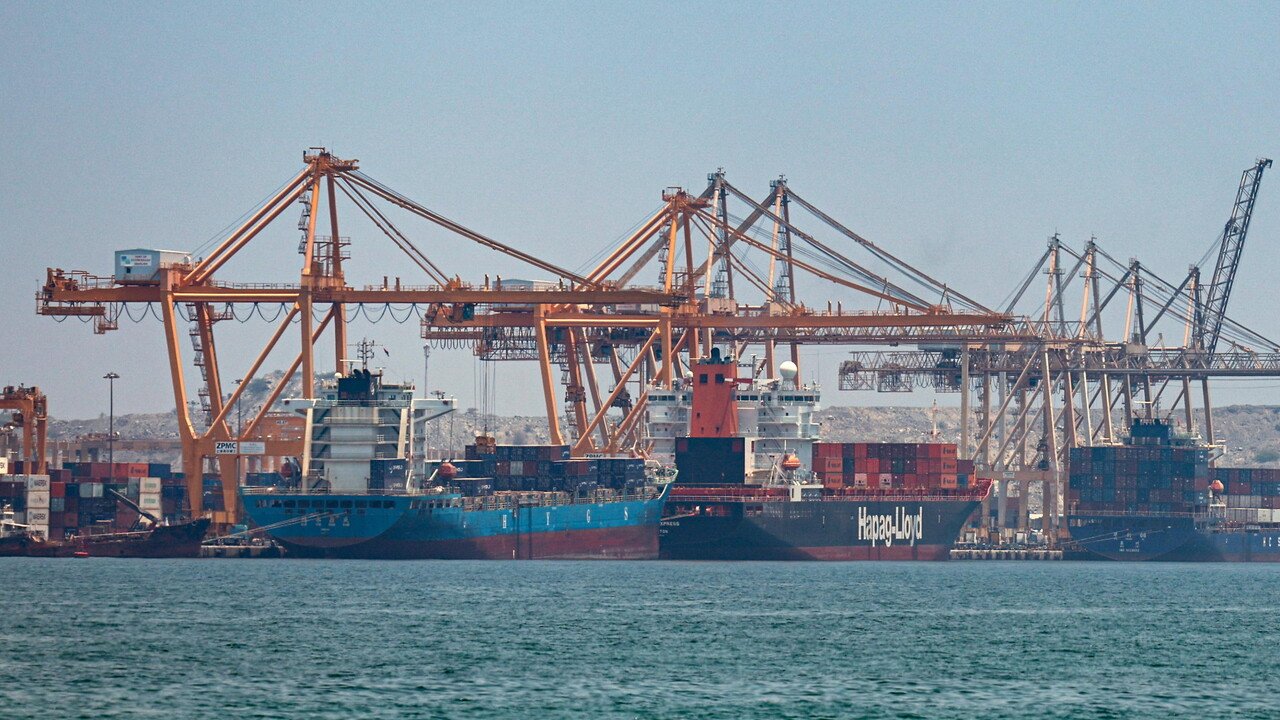 Bloomberg, 'dopo i raid Usa traffico navale in Stretto Hormuz è quasi fermo' Bloomberg, 'dopo i raid Usa traffico navale in Stretto Hormuz è quasi fermo'