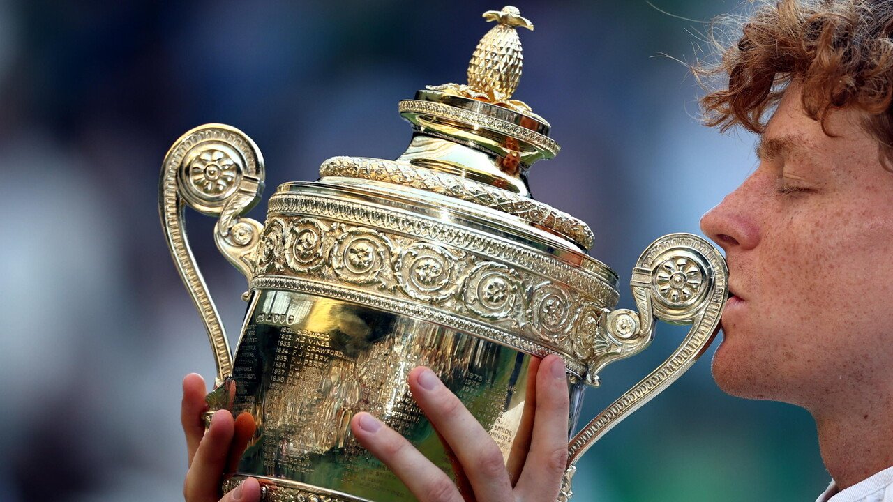 Sinner concede il bis, Wimbledon è ancora suo Sinner concede il bis, Wimbledon è ancora suo