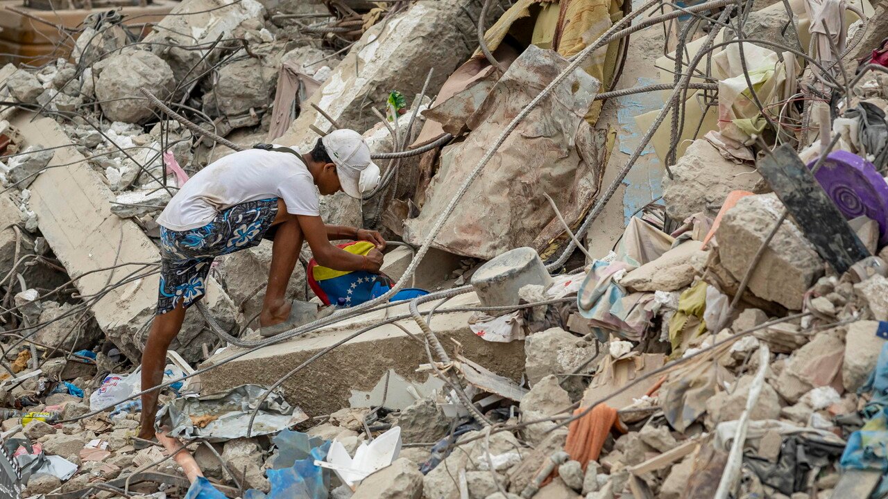 Vescovo Caracas, ancora migliaia di dispersi dopo il terremoto Vescovo Caracas, ancora migliaia di dispersi dopo il terremoto
